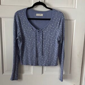 Lucky Brand Perewinkle Floral Lace-Up Long Sleeve Tee